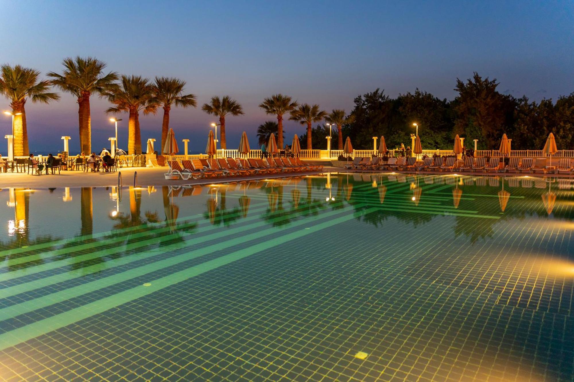 Yenihisar Lucas Didim Resort מראה חיצוני תמונה